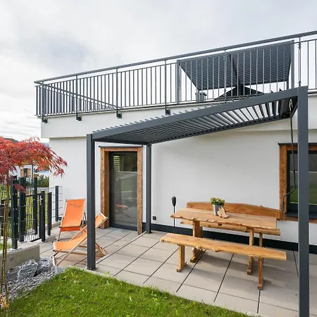 Holzlodge Deluxe - Alpine - Bergblick *