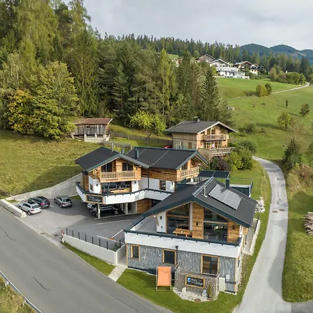 Apartment Holzlodge Deluxe - Alpine - Bergblick