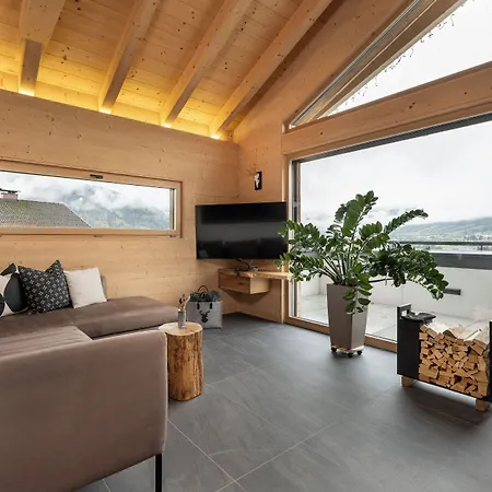 Holzlodge Deluxe - Alpine - Bergblick