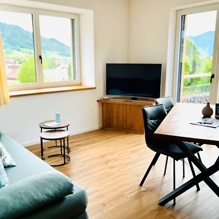 Holzlodge Deluxe - Alpine - Bergblick