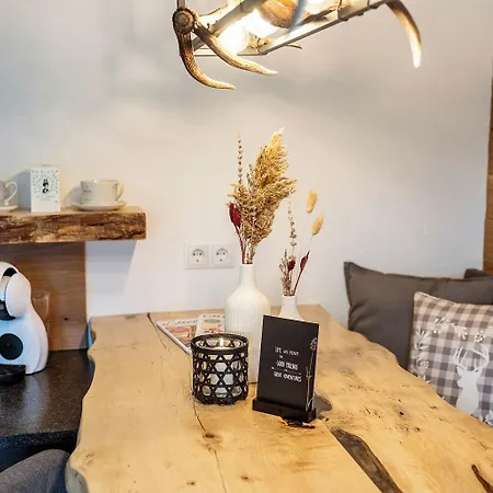 Holzlodge Deluxe - Alpine - Bergblick Apartment *